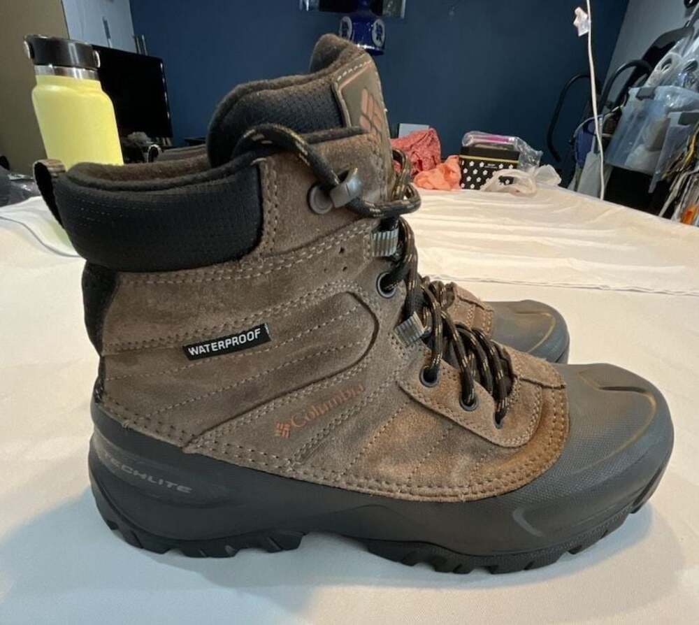 Columbia Men's Cascadian BM1226-255 Thermolite 200 Grams Waterproof Winter Boots